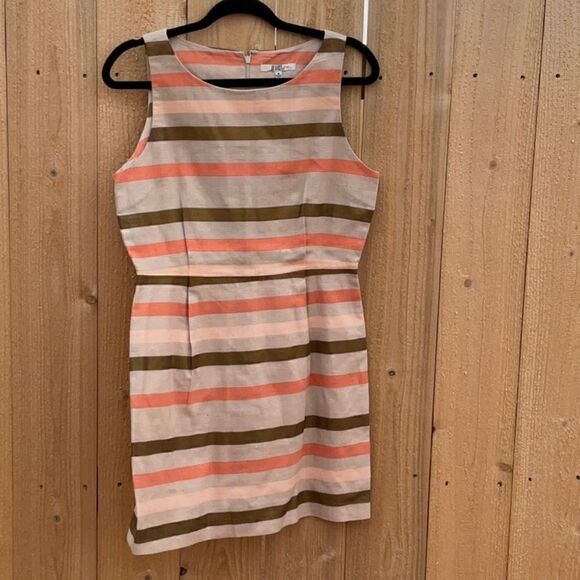 Take 50% OFF- BB Dakota Baige Striped Mini Dress, Size-6 - Picture 4 of 12